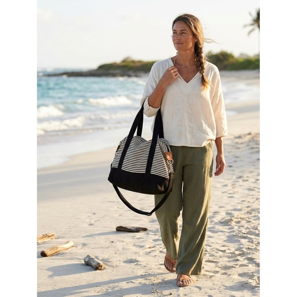 Thirty-One Retro Metro Weekender Bag Black Cream Striped Canvas Travel‎ Tote
